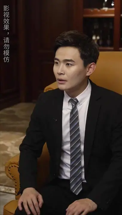 《未来的我，教我成为首富》：穿越时空的神奇对话，解锁人生财富密码的爆笑励志之旅！